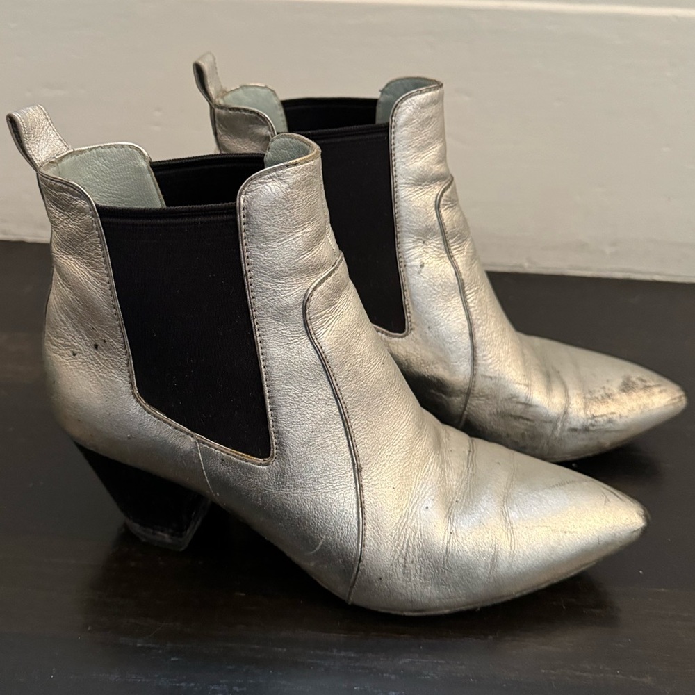 Marc Jacob’s silver pointy boots